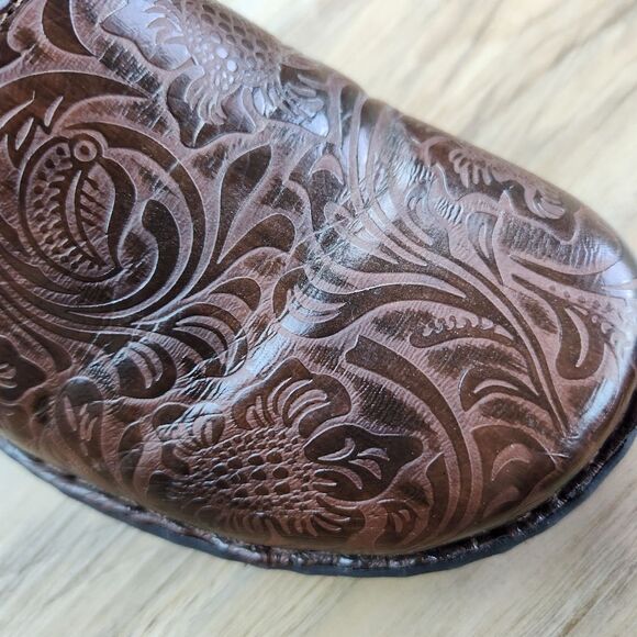 💛BOC Brown "Peggy" Embossed Clog Shoes Size 8.5 - Picture 2 of 11